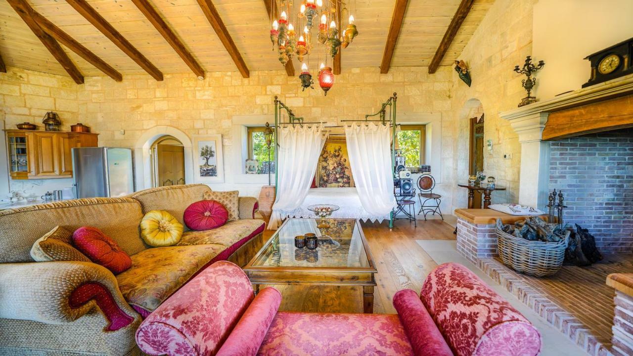 Luxury Villa Allure Dhafnes 外观 照片